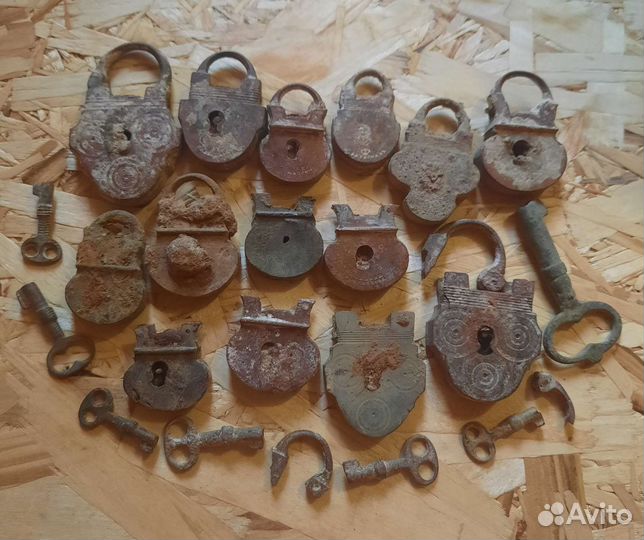 Старинные замочки и ключики