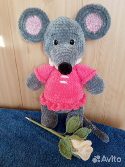 Вязаные игрушки ручной работы