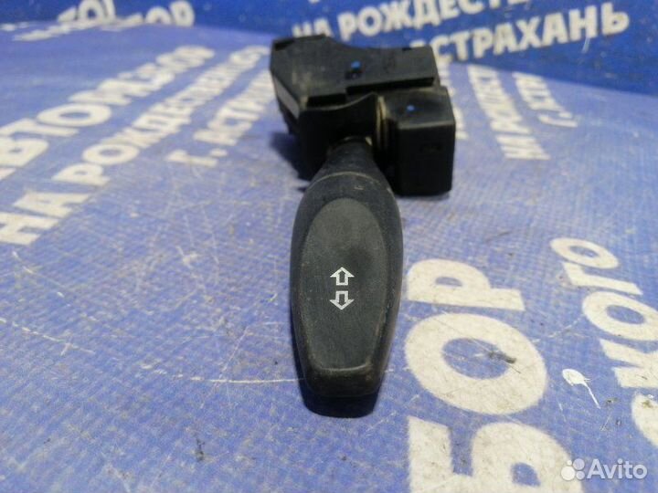 Переключатель поворотов Ford Focus 1 седан 2003