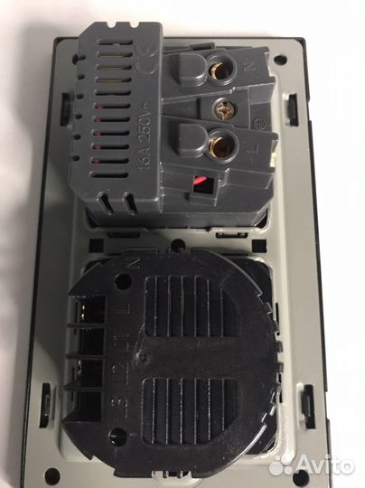 Розетка с 2 USB-порта