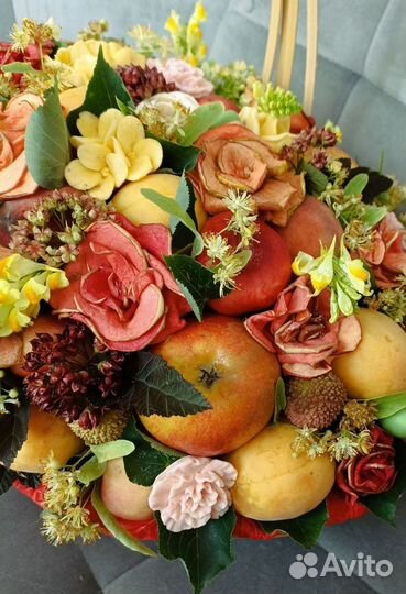 Корзина на свадьбу, юбилей