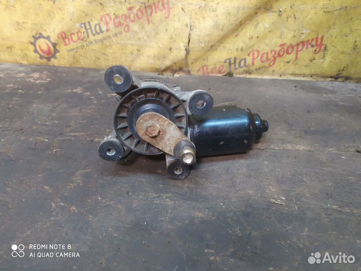 Моторчик трапеции дворников Mitsubishi Pajero 2