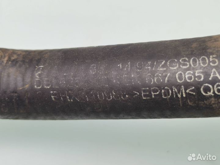 Патрубок системы охлаждения Mercedes W221 S 221