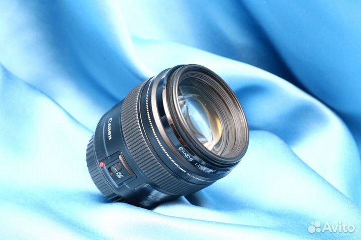 Canon EF 85mm f/1.8 USM в идеальном состоянии