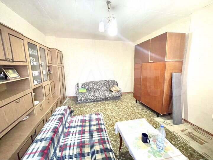 2-к. квартира, 32 м², 3/3 эт.