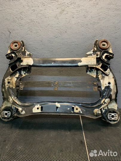 Подрамник передний Bentley Continental Flying Spur