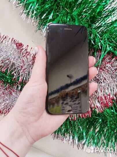 iPhone SE (2020), 64 ГБ