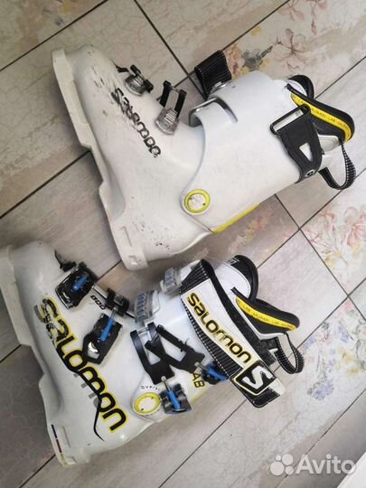 Горнолыжные ботинки