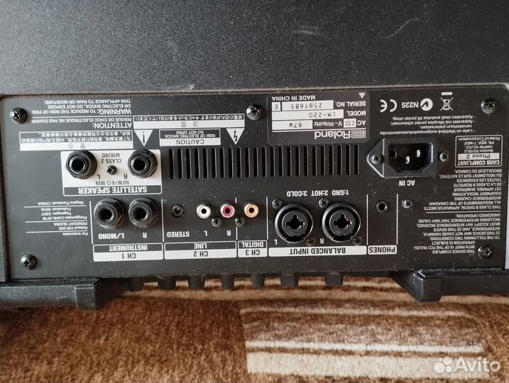 Продам акустическую систему Роланд