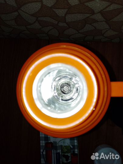 Термос новый 1 л