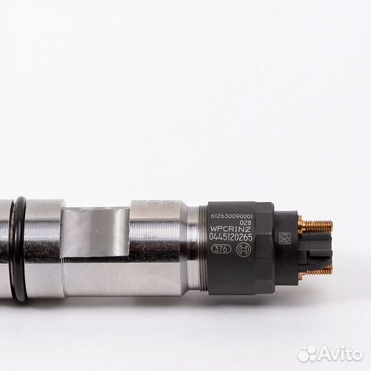 Топливная форсунка bosch 0445120271