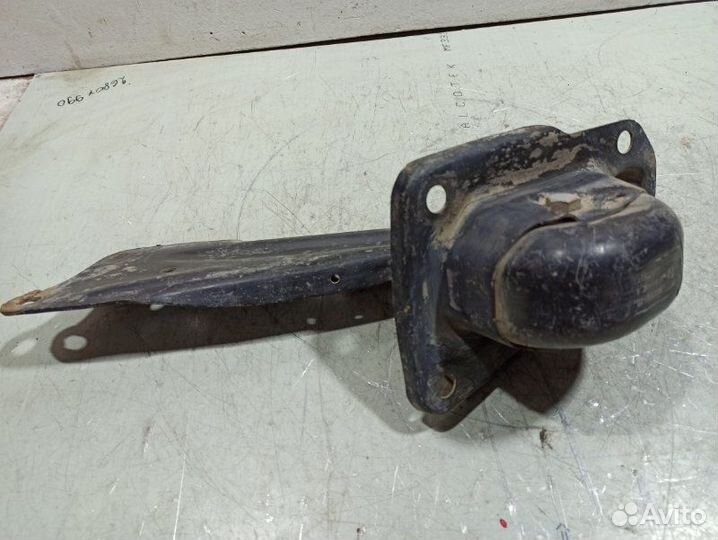 Рычаг подвески левый Volkswagen Golf 7