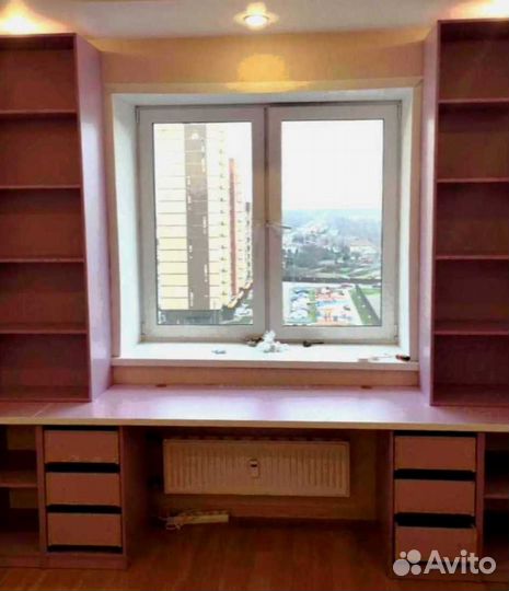 Рабочая зона у окна