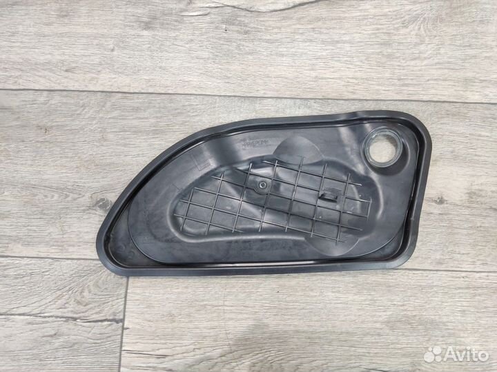 Накладка двери передней левой audi A4 (B8)