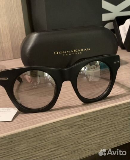 Солнцезащитные очки dkny