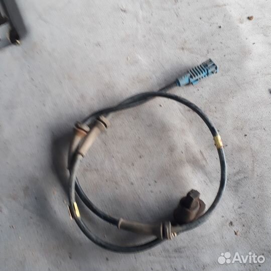 Датчик ABS задний Пежо 206