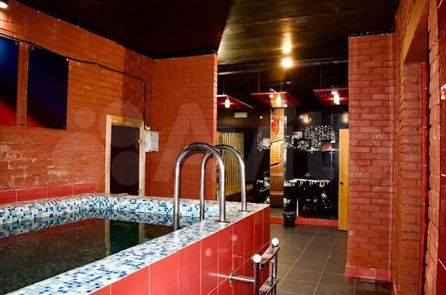 Продам помещение свободного назначения, 230 м²