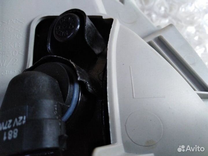 Фара противотуманная передняя левая Hyundai