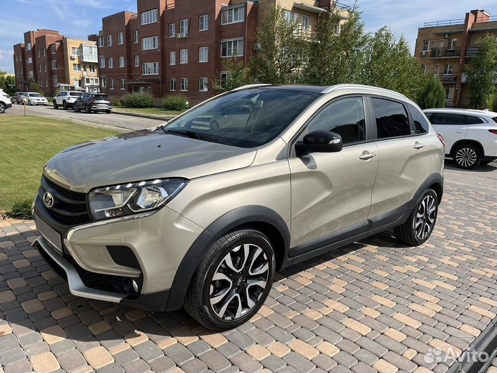 LADA XRAY Cross 1.6 CVT, 2021, 38 000 км