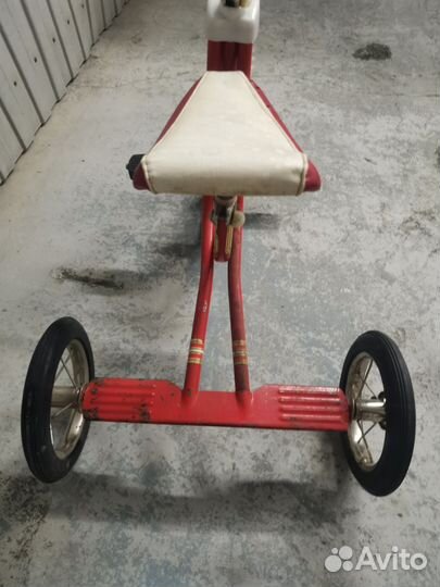 Трехколесный велосипед СССР