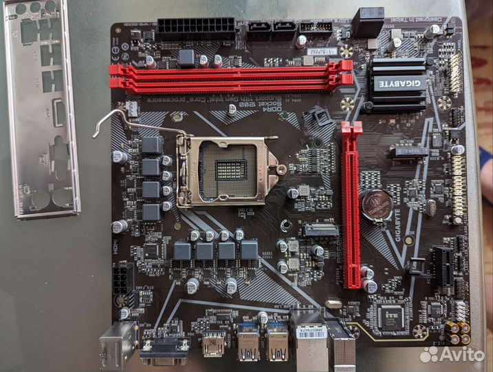 Материнская плата lga 1200 b560