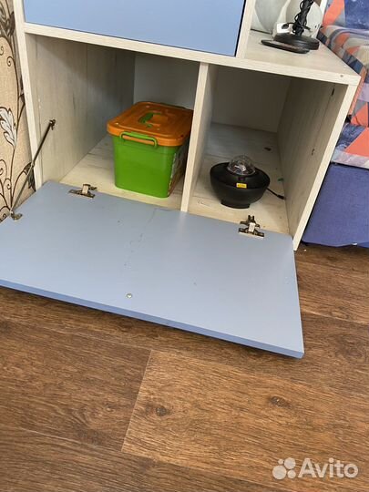 Двухэтажная кровать с диваном и шкафом