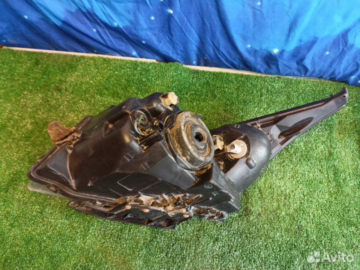 Фара передняя передняя Chevrolet Cruze хэтчбек 1.6