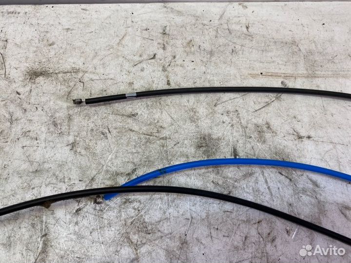 Трос отопителя Volkswagen Passat B3 (1988-1993)