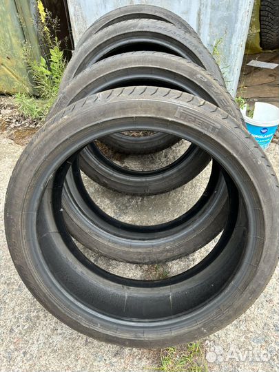 Pirelli P Zero 225/40 R19 и 255/35 R19