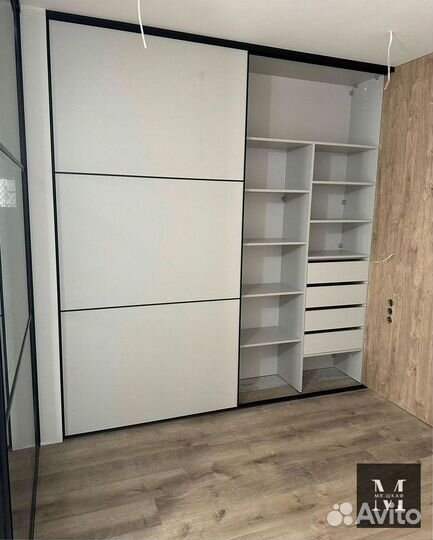 Красивый шкаф купе