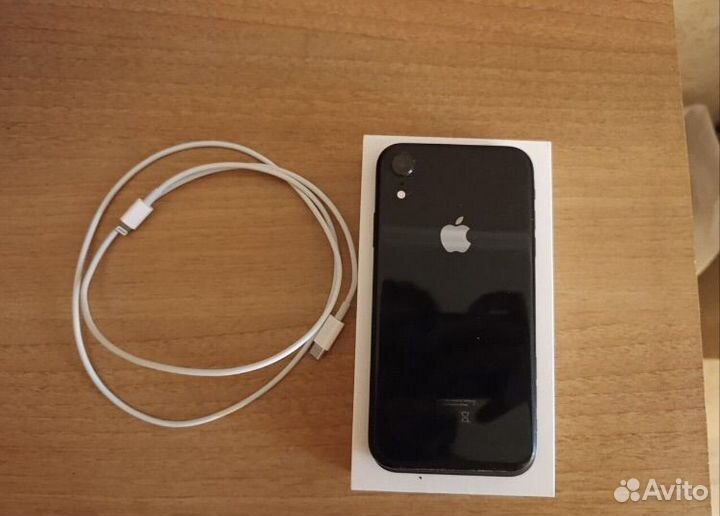 iPhone Xr, 64 ГБ
