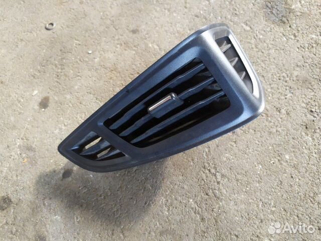 Дефлектор воздушный передний правый Ford Focus III