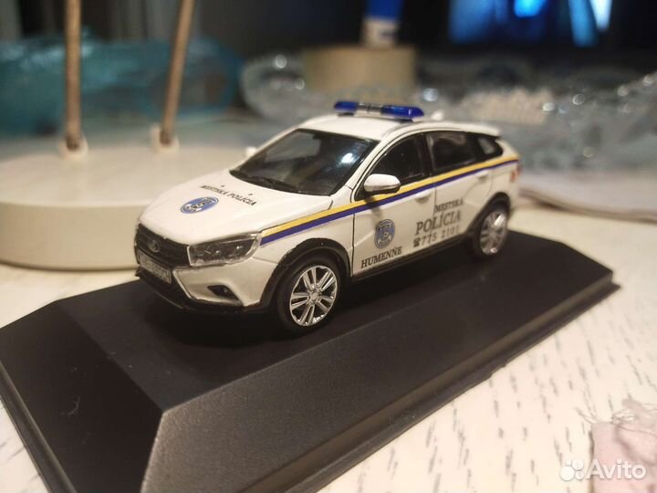 LADA Vesta SW cross полиция