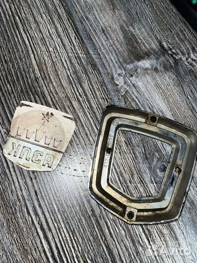 Значок Москвич старый ретро