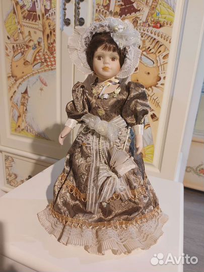 Кукла фарфоровая новая