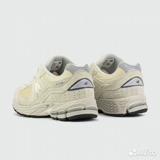 Кроссовки New Balance 2002 Bone