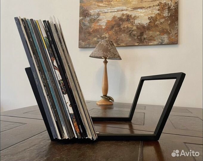 Подставка для виниловых пластинок в стиле лофт