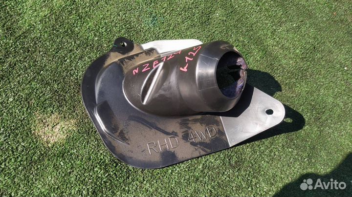 Пыльник рулевой колонки Toyota Corolla Fielder