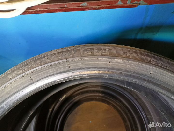 Pirelli P Zero 225/35 R19 и 245/30 R19