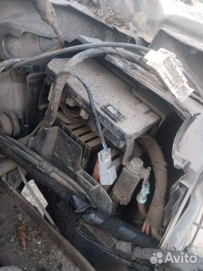 Блок предохранителей Renault Scenic 2 K9K732