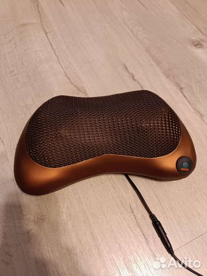 Массажная подушка для шеи