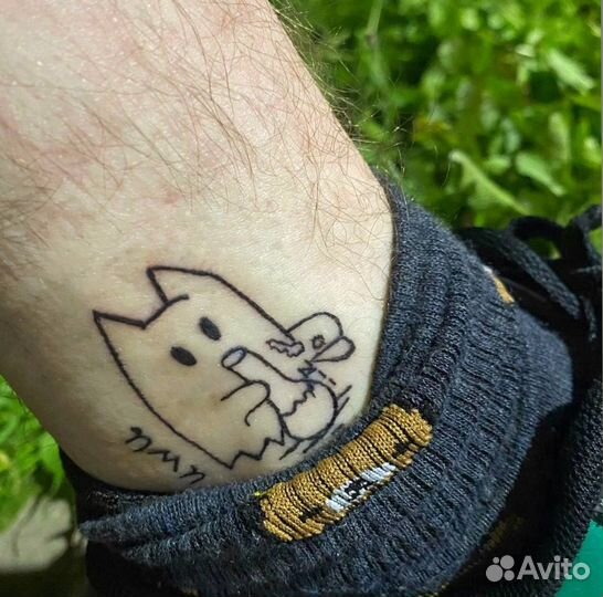 Мастер татуировки