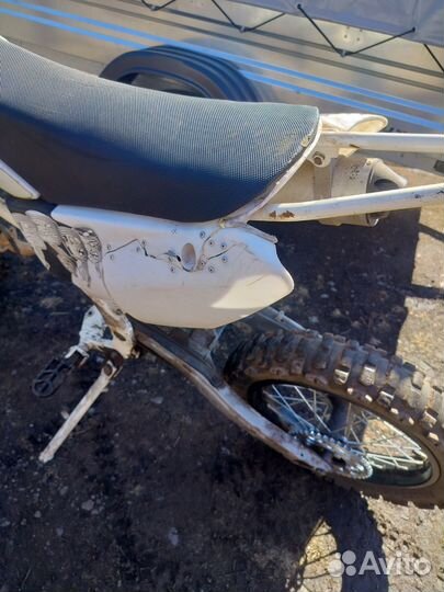 Питбайк Motooland 140 кубов