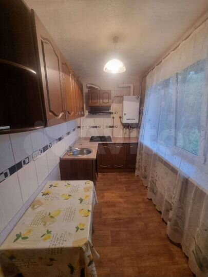 2-к. квартира, 45 м², 1/3 эт.