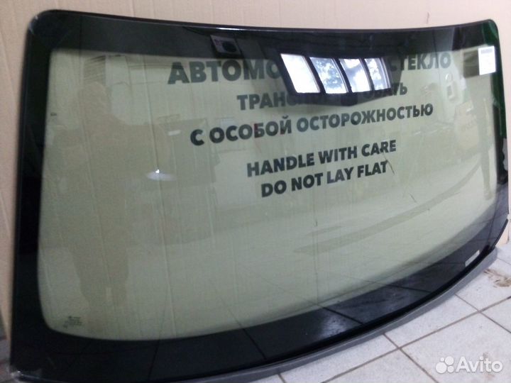 Стекло лобовое Chevrolet Camaro cabrio