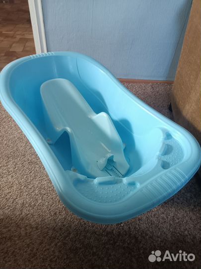 Ванночка для купания с горкой