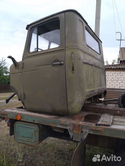 Кабина на Урал