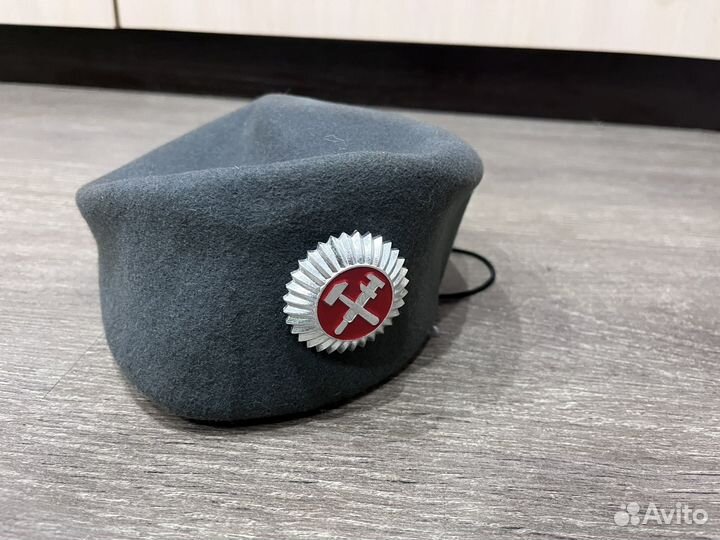 Берет женский