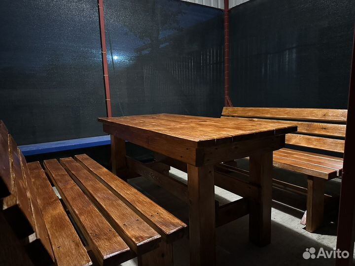 Продам Комплект Стол и Лавки