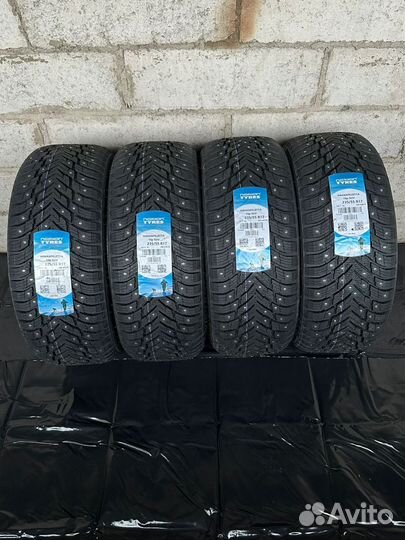 Nokian Tyres Hakkapeliitta 10 235/55 R17